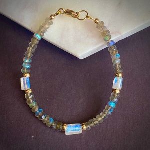 Labradorite & Rainbow Moonstone Bracelet beaded gemstone in 14K gold filled